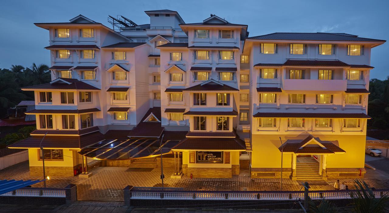 Sterling Guruvayur Hotel Exterior photo