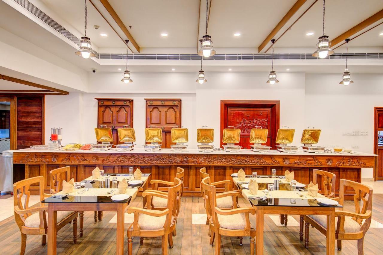 Sterling Guruvayur Hotel Exterior photo