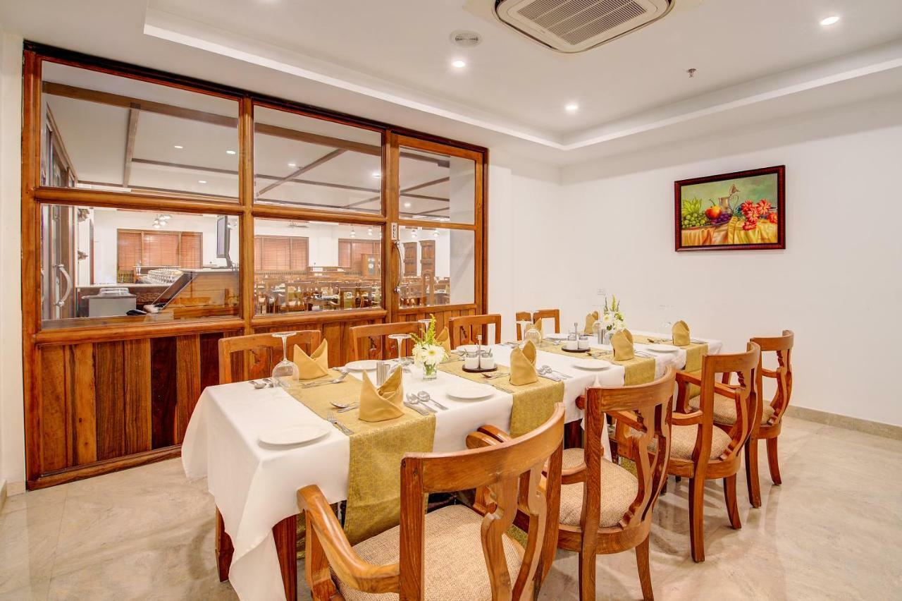 Sterling Guruvayur Hotel Exterior photo