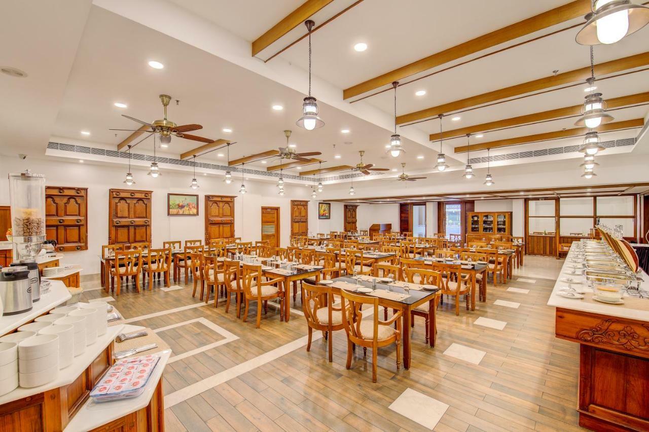 Sterling Guruvayur Hotel Exterior photo