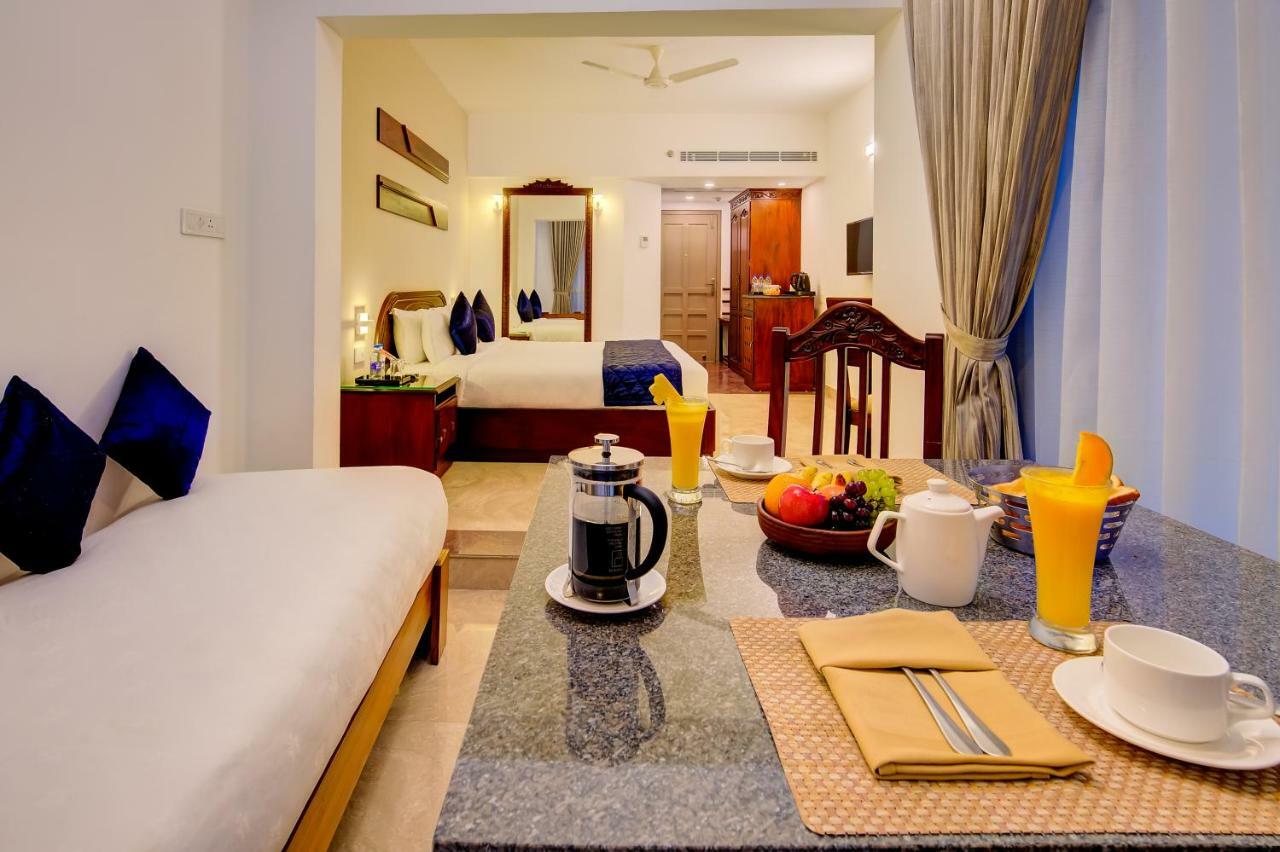 Sterling Guruvayur Hotel Exterior photo